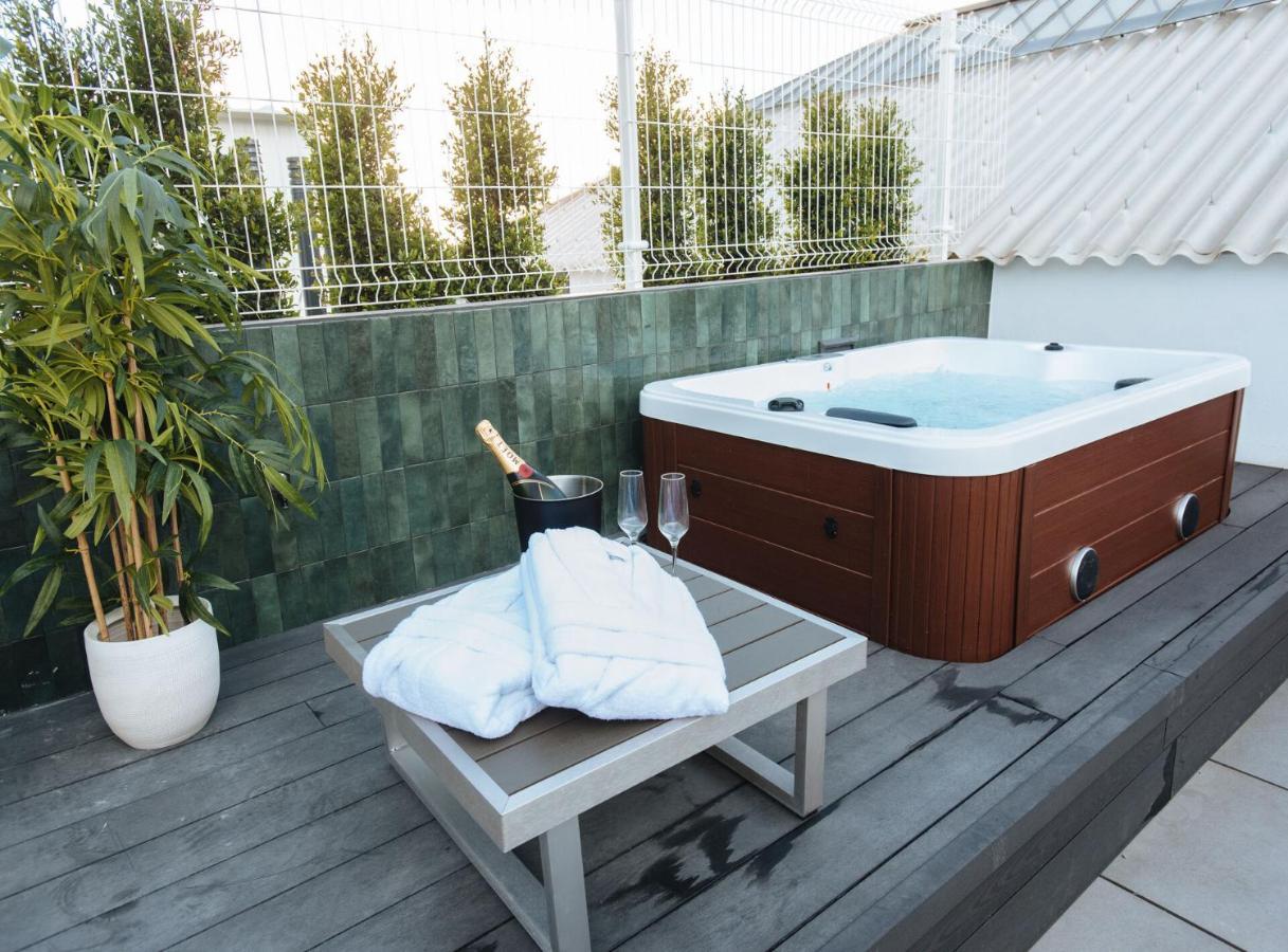 Guadalupe 15 By Magno - Penthouse With Private Solarium & Jacuzzi Seville Exterior photo